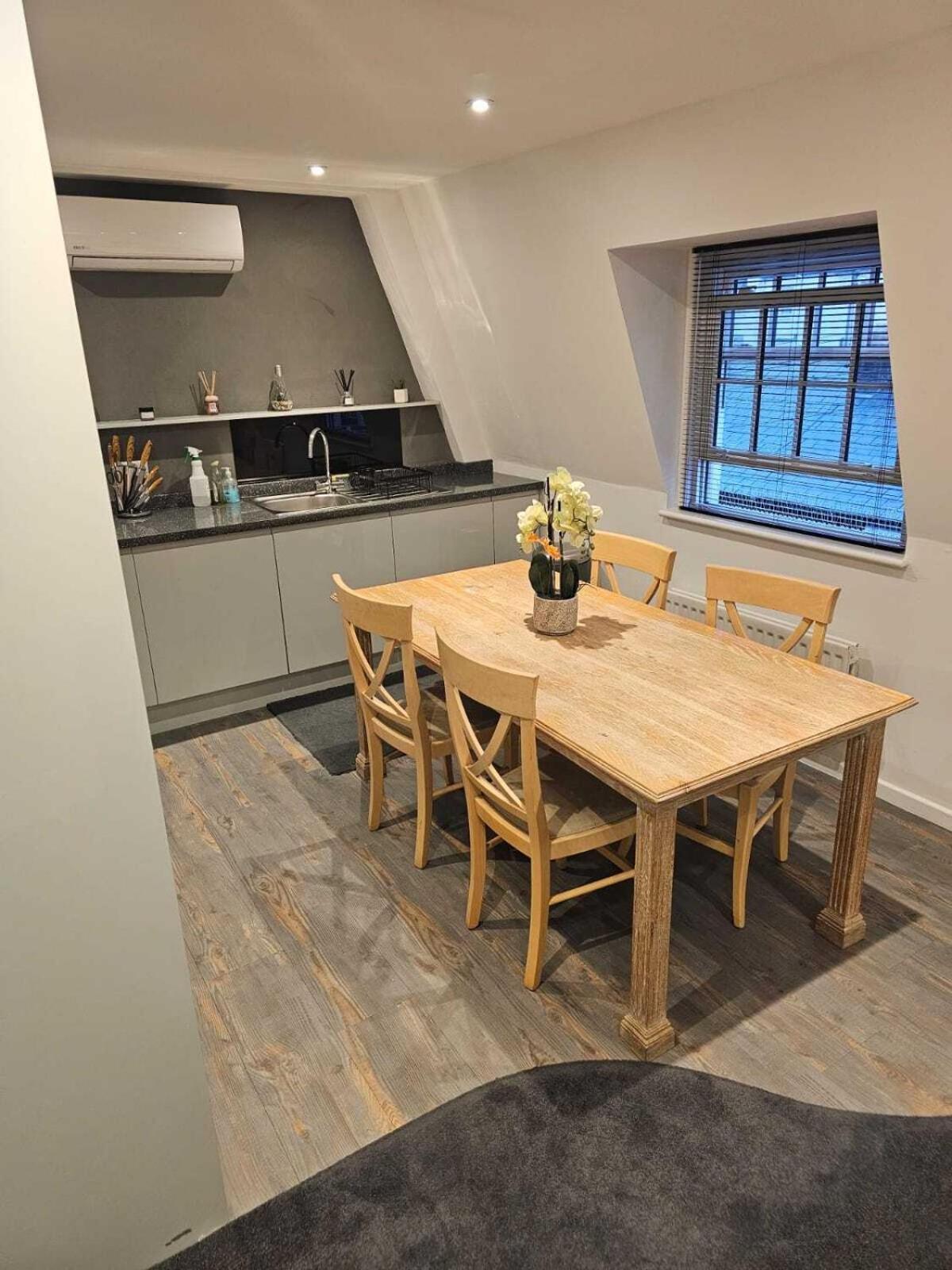 Queens Place - 1 Bedroom Apartment Hove Extérieur photo